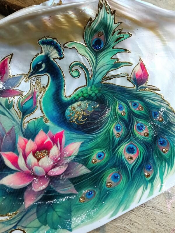 Regal Plume - Image 2