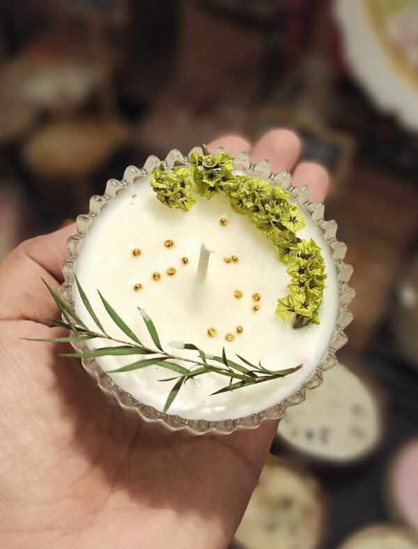 Crystal Petal Luxury Candle - Image 5