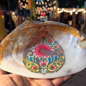 Teardrop Floral Serenity