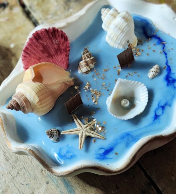 Ocean Altar Shell Candle - Image 4