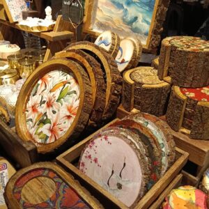 WOODEN TRAYS/WALL ARTS