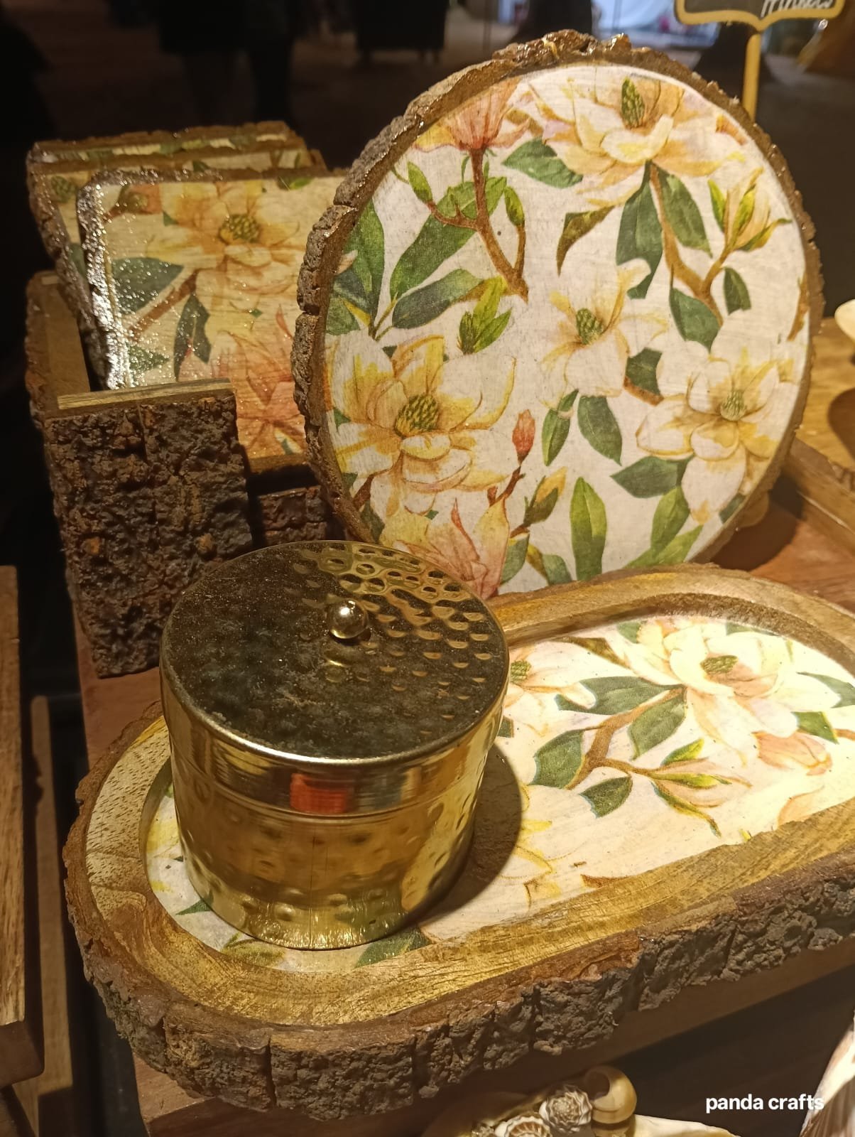 Magnolia Tranquility Tableware Ensemble